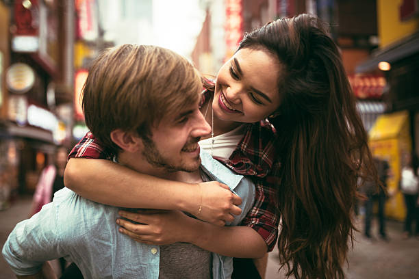 5 Tips for Expat Dating